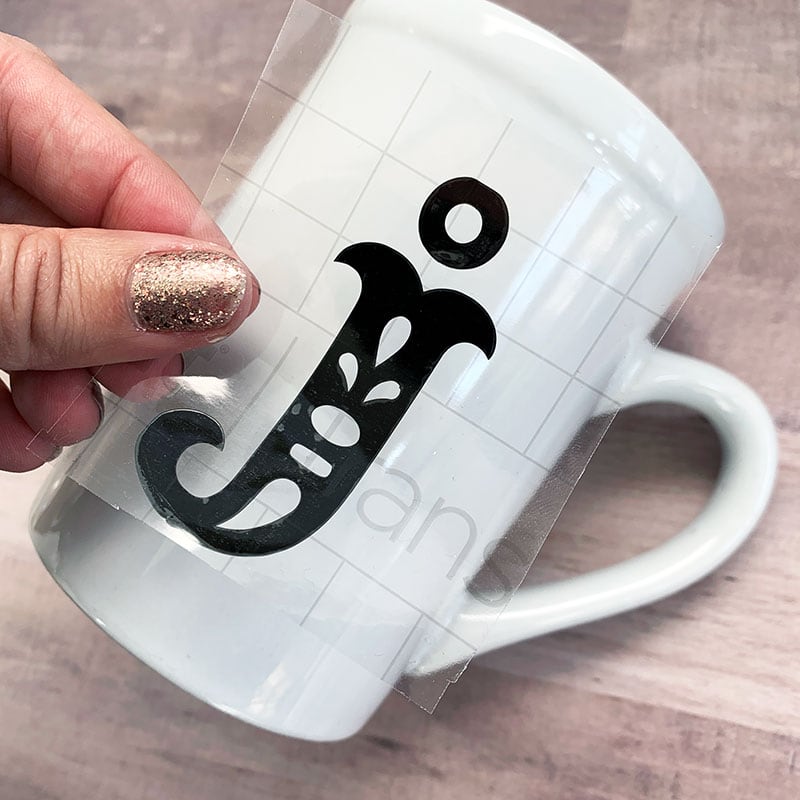 Apply vinyl to your mug