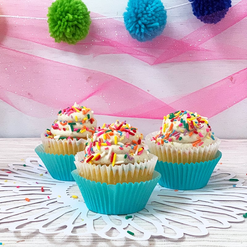 Have fun with party cupcakes