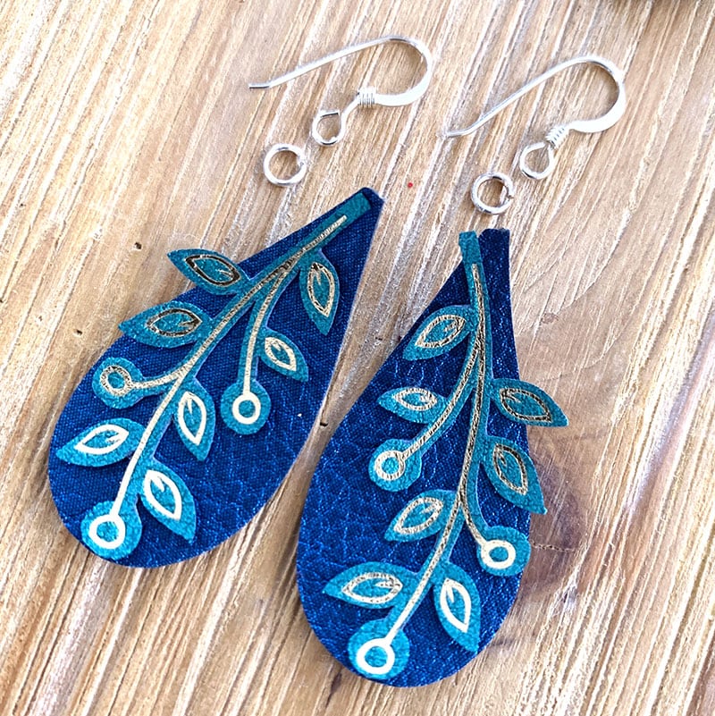 Make your own peacock earrings - materials you need