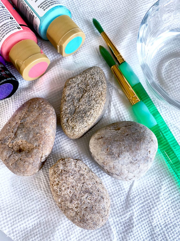 What you'll need to paint your own rocks for vinyl word art