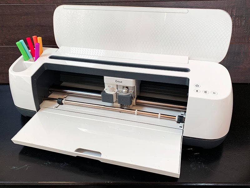 Cricut Maker - electronic cutting machine