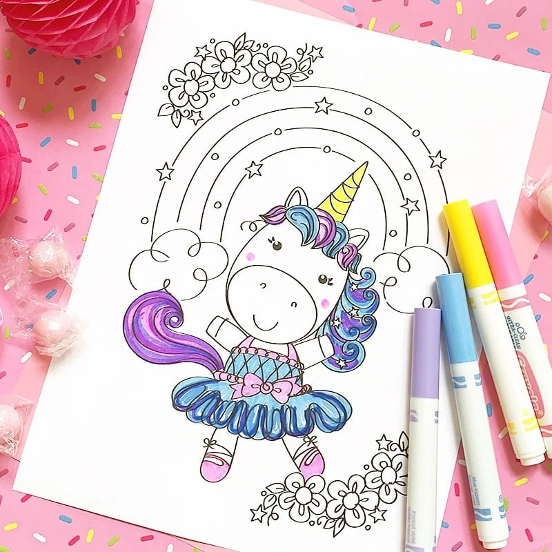 Color your own unicorn with this unicorn printable by Jen Goode
