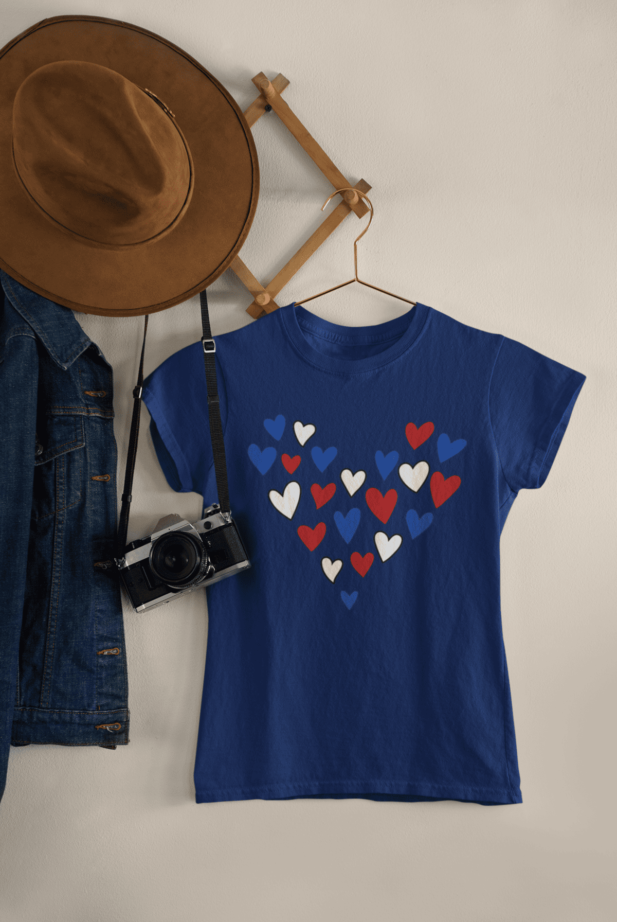 Red, White and Blue hearts - Cricut t-shirt project
