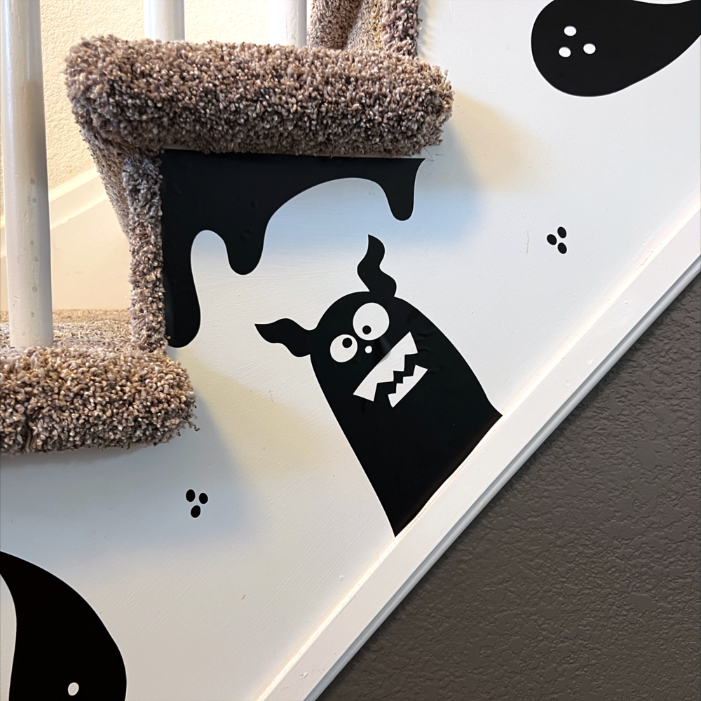 DIY Halloween vinyl decor